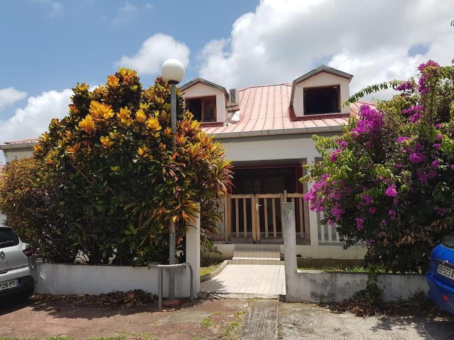 La Villa Les Crotons 1 Et 2 แซ็งแตนน์ ภายนอก รูปภาพ