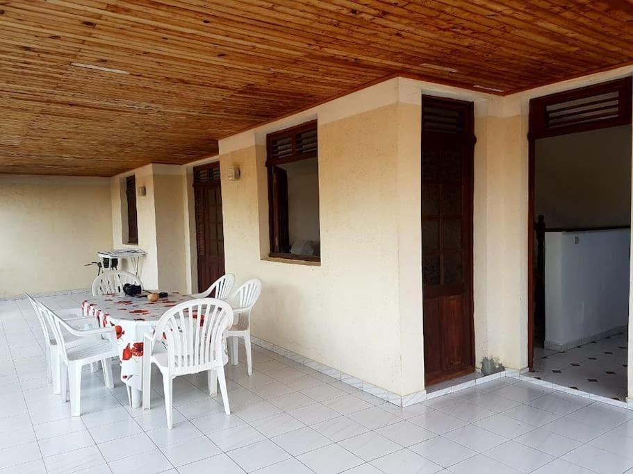 La Villa Les Crotons 1 Et 2 แซ็งแตนน์ ภายนอก รูปภาพ